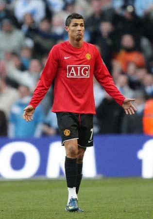 火箭末节爆发连扳三分险胜国王