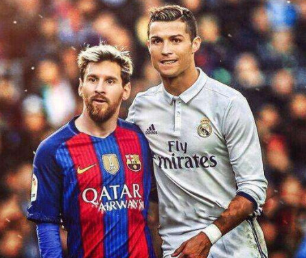 连续两赛季带不同球队欧战做客安菲尔德，阿隆索成历史第三人