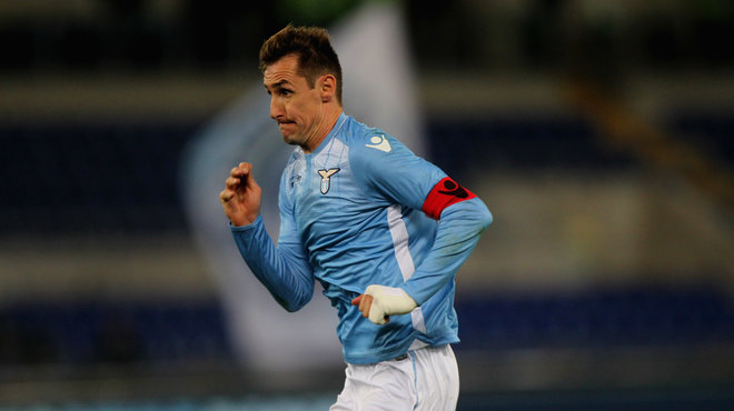 K联赛铁卫驰援中超！全北队长朴镇燮接近加盟浙江，后防补强再添强援