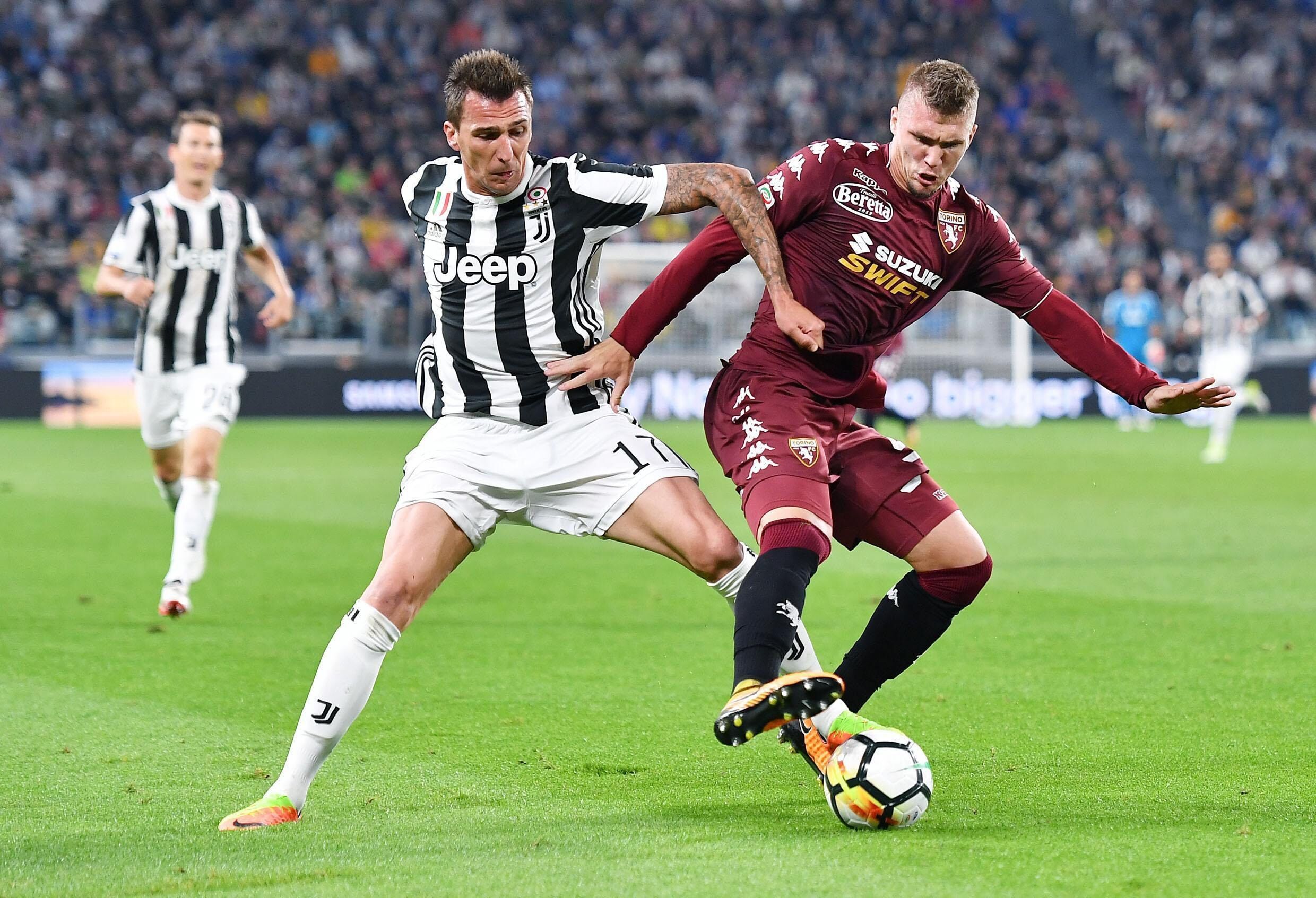 许尔勒：踢球的各种要求让我觉得不是我的生活，所以选择退役