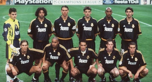 巴萨官方：12月10日对阵法兰克福的欧冠比赛将回归诺坎普举行（巴萨官宣：12月10日欧冠对阵法兰克福将重返诺坎普进行）