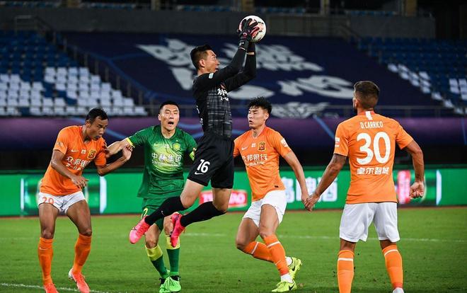 日本足协官方：铃木彩艳因伤缺席本月名单，野泽大志替补入选（日本足协通告：铃木彩艳因伤无缘本月名单，野泽大志递补入选）