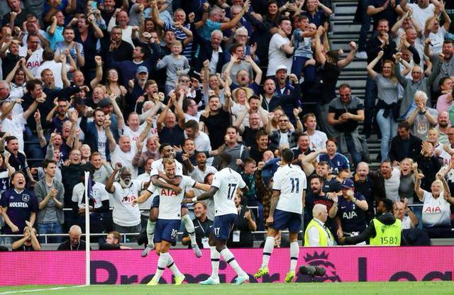 德转：王上源与河南队续约一年，合同有效期至2026年底（德转：王上源与河南队完成一年续约，合同至2026年末到期）