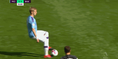 意媒：莫拉塔是科莫本赛季最大的失望，他需尽快恢复心理平衡