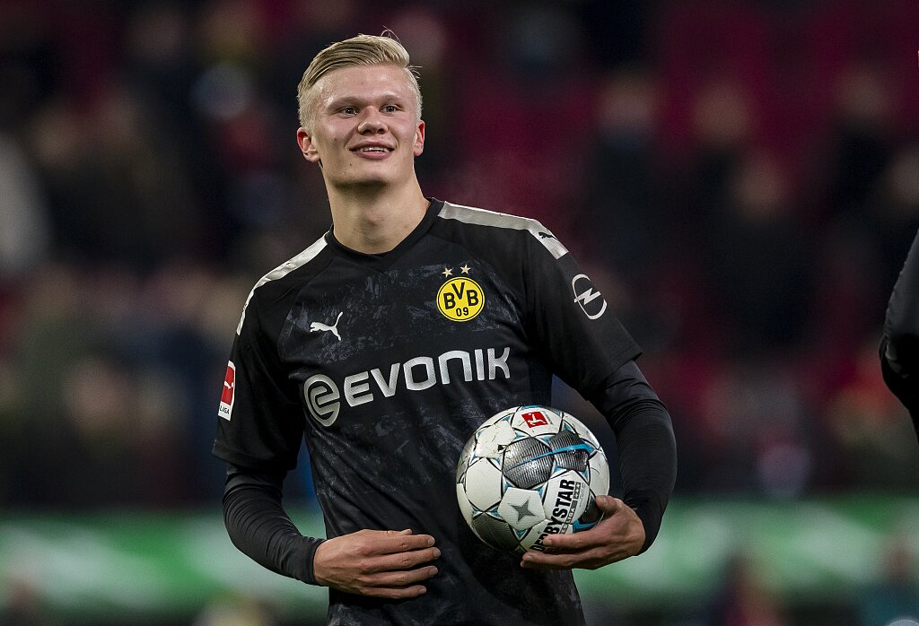 阿尔内·斯洛特将离任利物浦，前队星力荐“十年最佳人选克洛普”接任