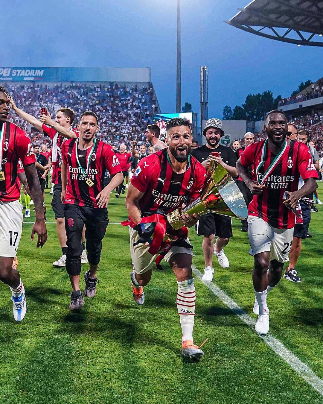 F1阿布扎比大奖赛｜周末酒店价格飙升1600%，停车位置紧张