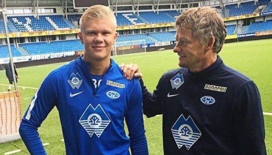 混团世界杯最新积分榜出炉：仅中日保持4场全胜，占据榜单前二！