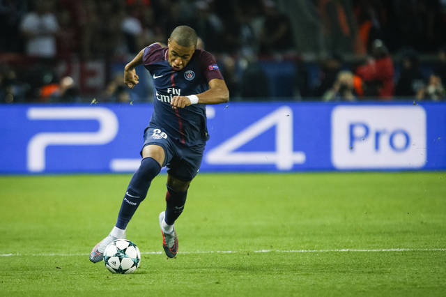 颜骏凌替补+U23国足3人缺席！媒体人：三少已放假，别上纲上线（颜骏凌暂作替补、U23国足三将缺席，媒体人：三少已放假，别上纲上线）