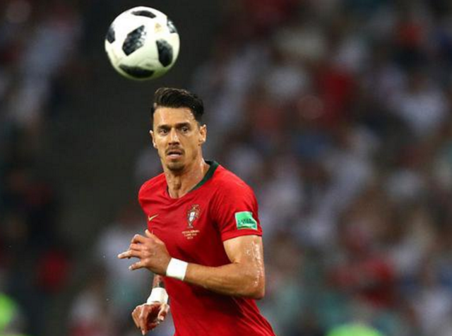 塔利亚菲科：阿根廷卫冕世界杯得一步步来；西法德葡是强队